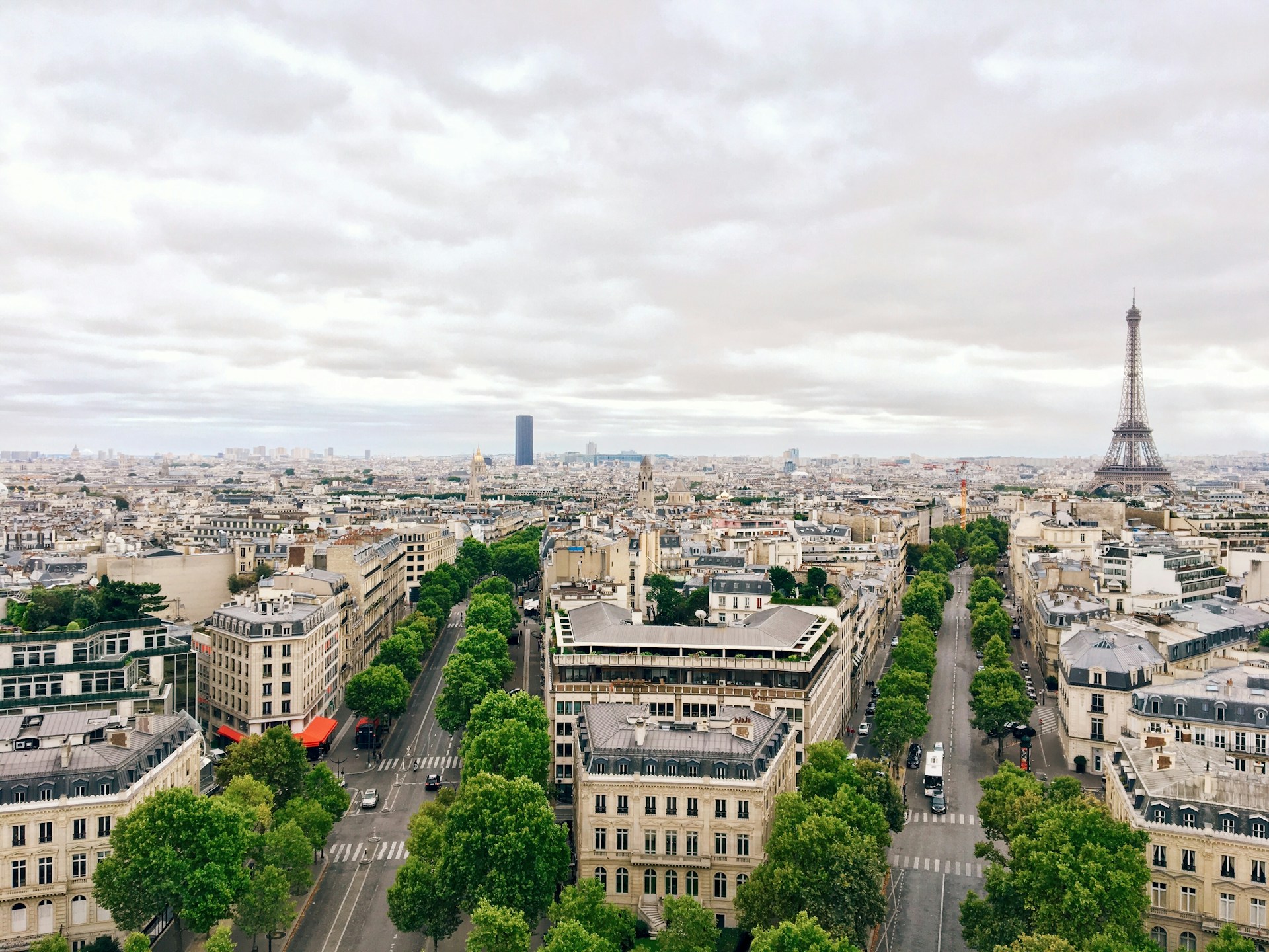 pascal-weiland-hsgNoiFYgSk-unsplash