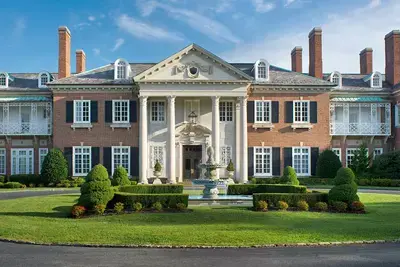 Glen Cove Mansion