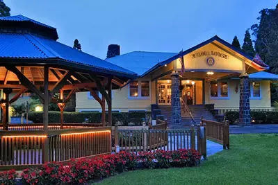 Kilauea Lodge