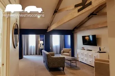 highway-west-vacations